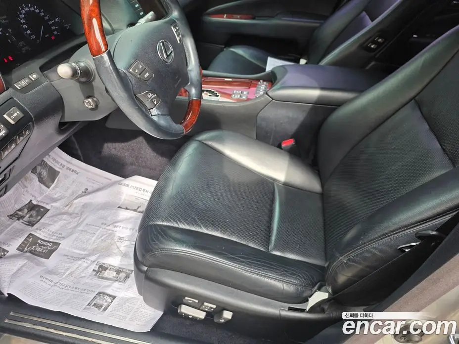 Lexus LS 2011 4.6 автомат (гидро), фото 12 Lexus LS 2011 4.6 автомат (гидро), фото 12