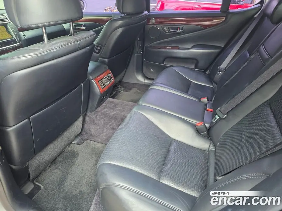 Lexus LS 2011 4.6 автомат (гидро), фото 14 Lexus LS 2011 4.6 автомат (гидро), фото 14