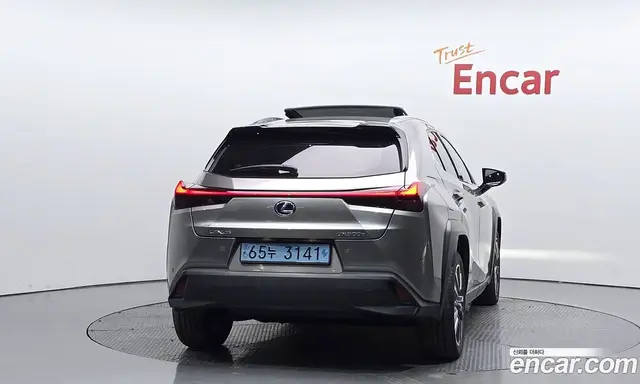 Lexus UX 2022 0.2 автомат (гидро), миниатюра 3 Lexus UX 2022 0.2 автомат (гидро), миниатюра 3