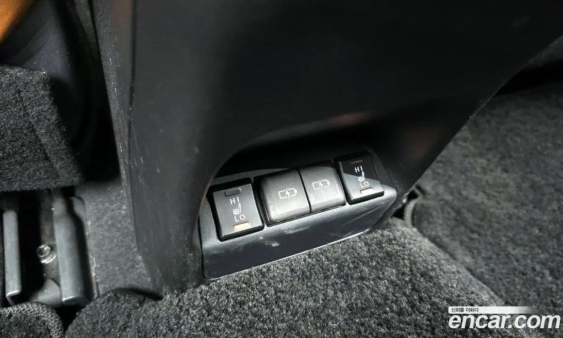 Lexus UX 2022 0.2 автомат (гидро), фото 21 Lexus UX 2022 0.2 автомат (гидро), фото 21