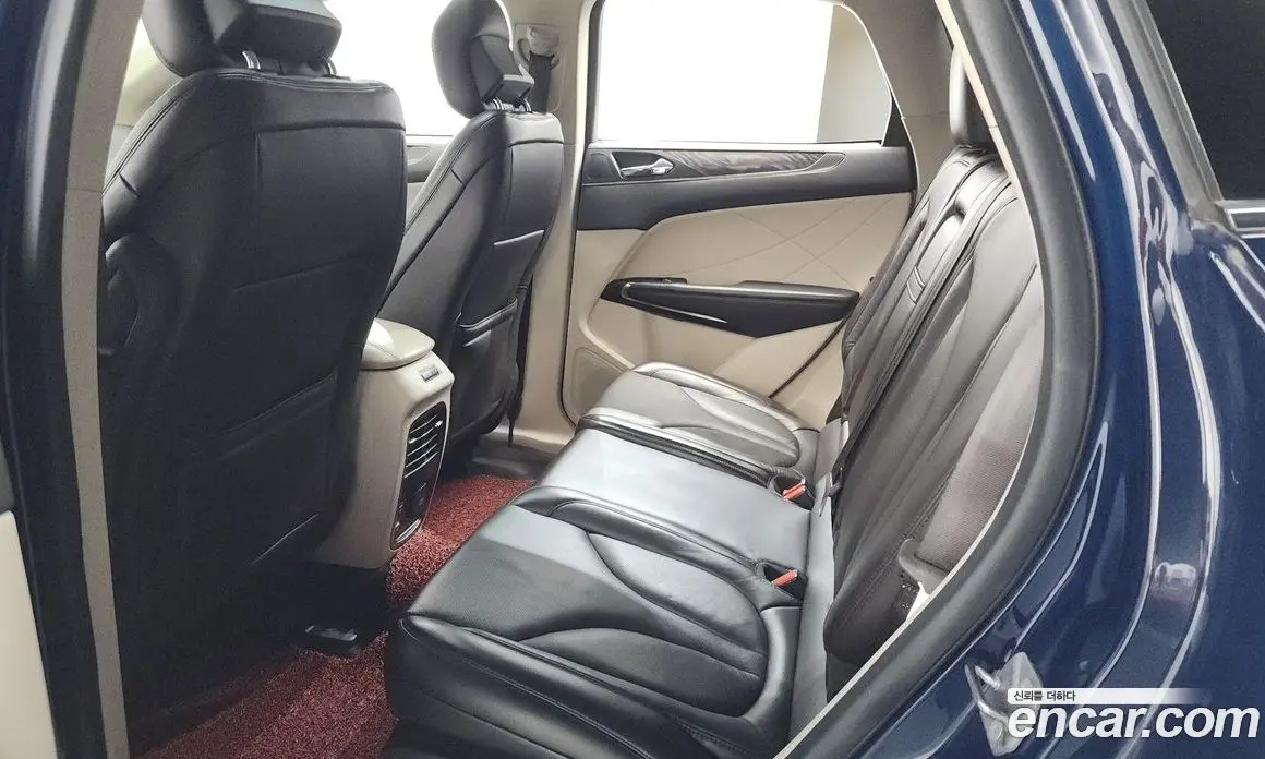 Lincoln MKC 2018 2.0 автомат (гидро), фото 28 Lincoln MKC 2018 2.0 автомат (гидро), фото 28