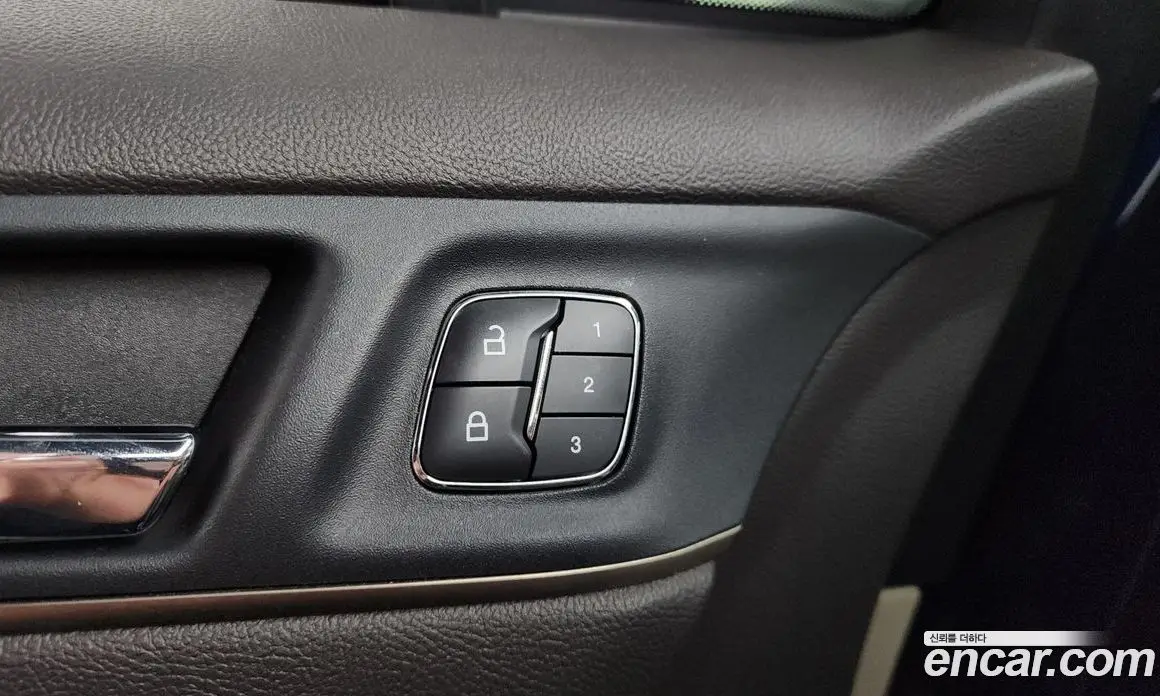 Lincoln MKC 2018 2.0 автомат (гидро), фото 34 Lincoln MKC 2018 2.0 автомат (гидро), фото 34