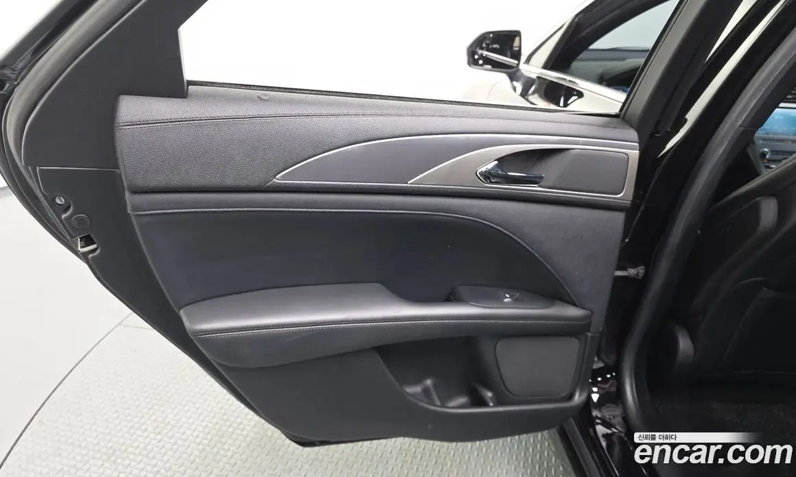 Lincoln MKZ 2020 2.0 автомат (гидро), фото 15 Lincoln MKZ 2020 2.0 автомат (гидро), фото 15