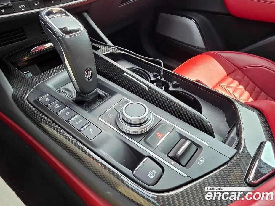 Maserati Levante 2019 3.8 автомат (гидро), фото 15