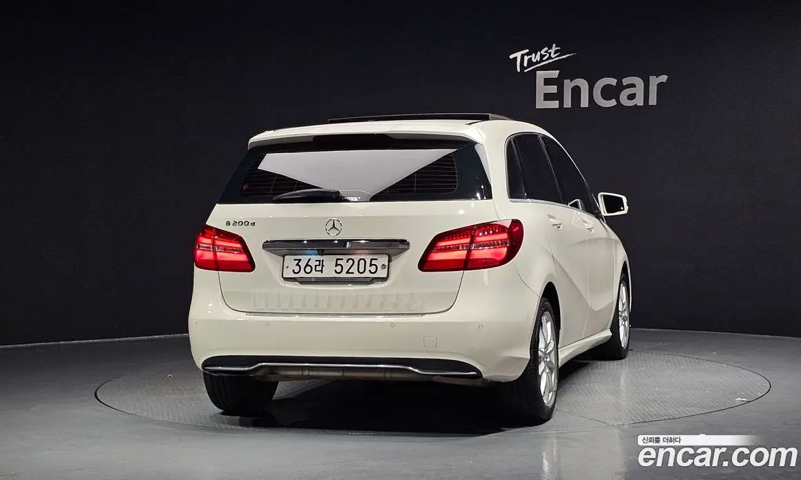 Mercedes-Benz B-Class 2017 2.1 автомат (гидро), фото 3