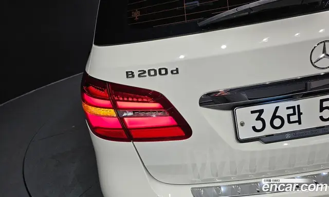 Mercedes-Benz B-Class 2017 2.1 автомат (гидро), миниатюра 8