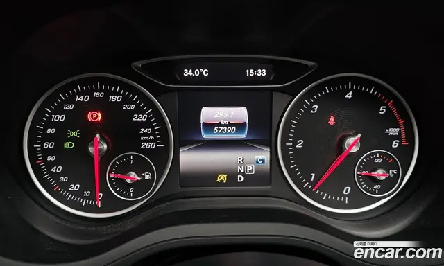 Mercedes-Benz B-Class 2017 2.1 автомат (гидро), миниатюра 10