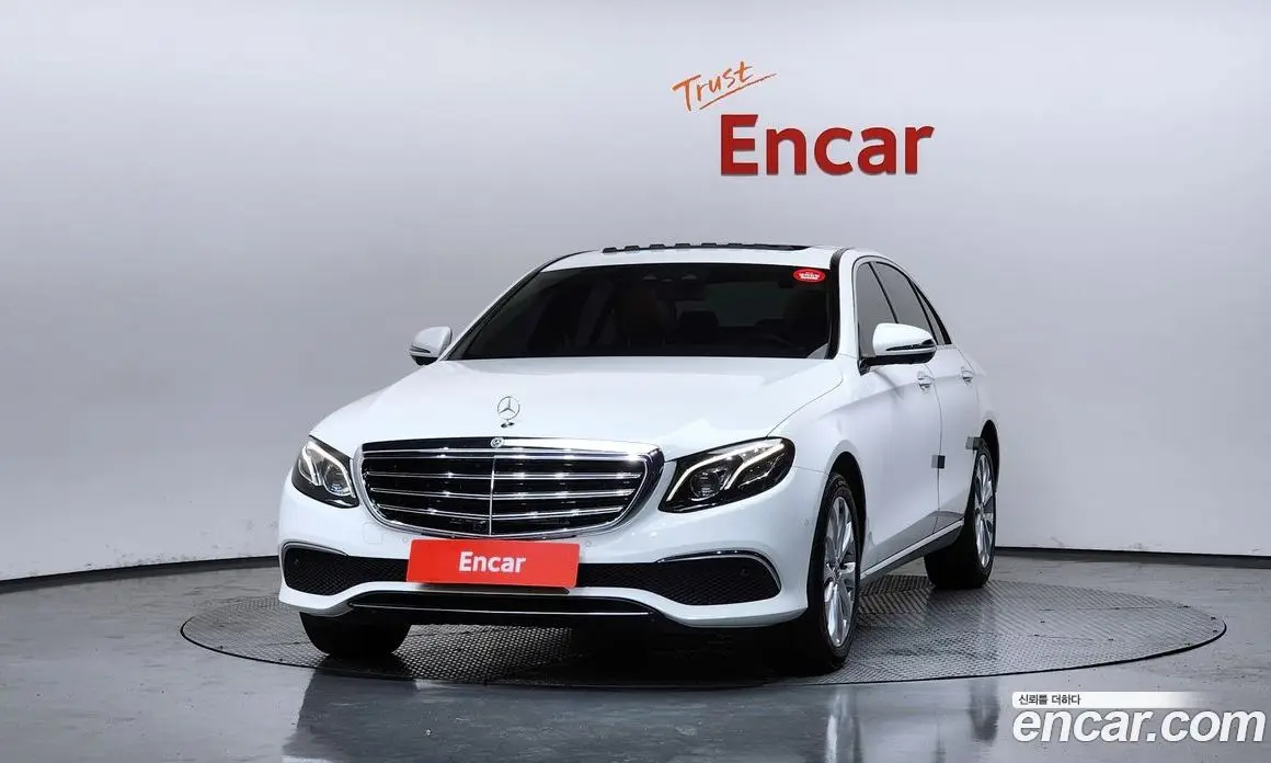 Mercedes-Benz E-Class 2018 2.0 автомат (гидро), фото 3 Mercedes-Benz E-Class 2018 2.0 автомат (гидро), фото 3