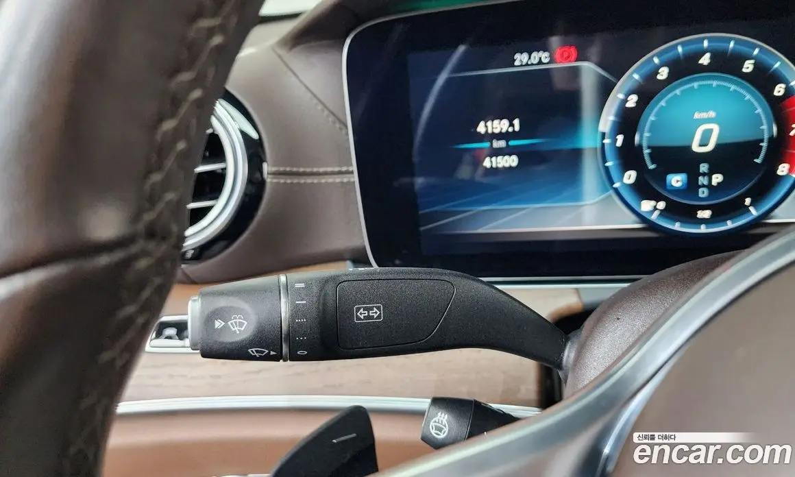 Mercedes-Benz E-Class 2018 2.0 автомат (гидро), фото 30 Mercedes-Benz E-Class 2018 2.0 автомат (гидро), фото 30