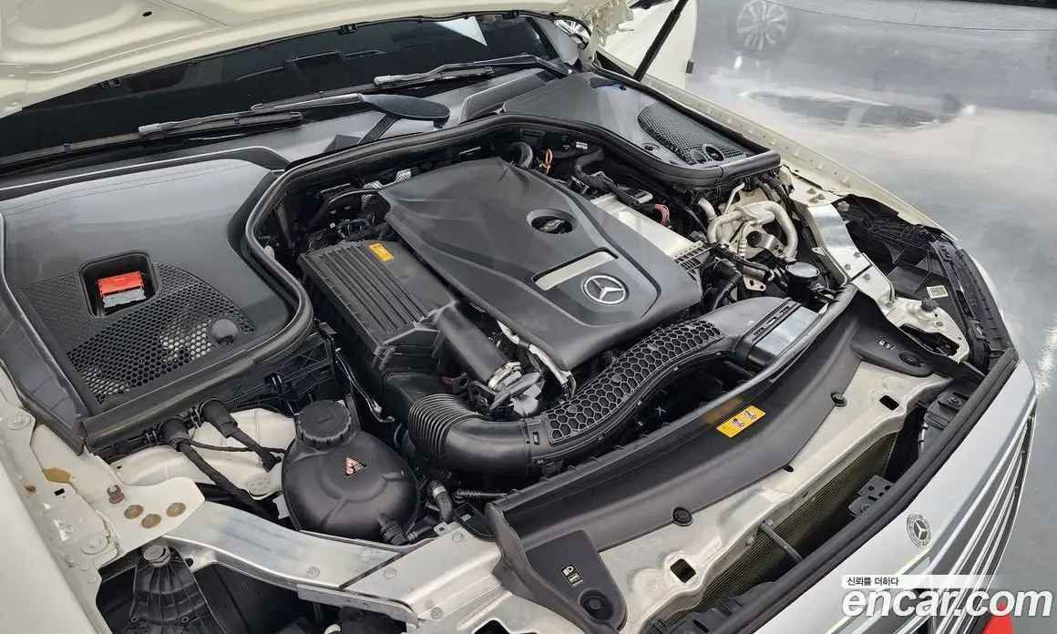 Mercedes-Benz E-Class 2018 2.0 автомат (гидро), фото 6 Mercedes-Benz E-Class 2018 2.0 автомат (гидро), фото 6