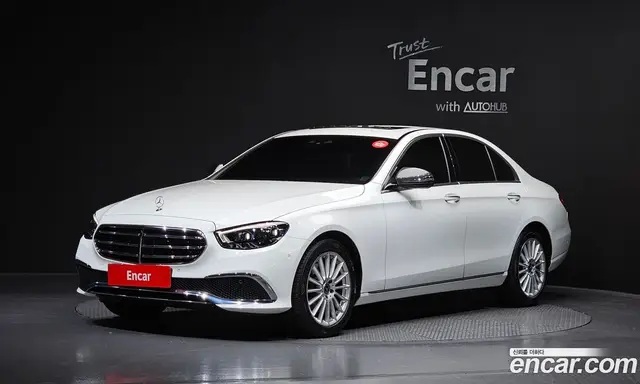 Mercedes-Benz E-Class 2021 2.0 автомат (гидро), миниатюра 1 Mercedes-Benz E-Class 2021 2.0 автомат (гидро), миниатюра 1