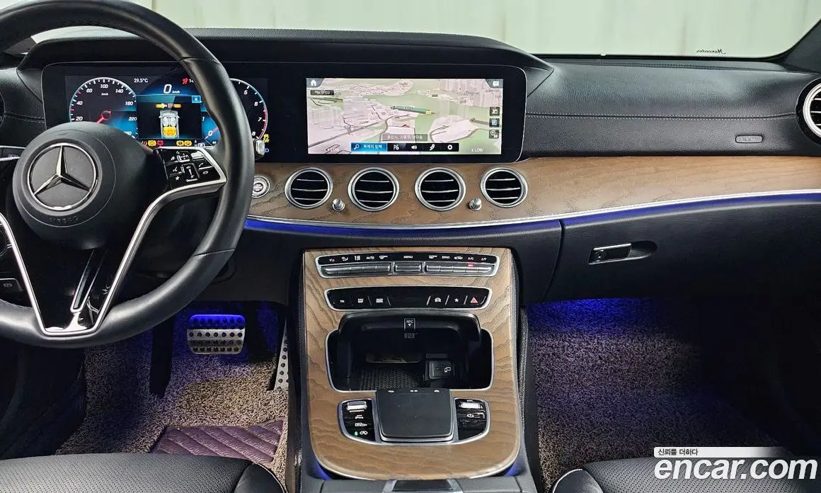 Mercedes-Benz E-Class 2021 2.0 автомат (гидро), фото 19 Mercedes-Benz E-Class 2021 2.0 автомат (гидро), фото 19