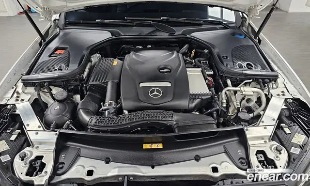 Mercedes-Benz E-Class 2021 2.0 автомат (гидро), миниатюра 6 Mercedes-Benz E-Class 2021 2.0 автомат (гидро), миниатюра 6