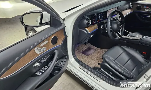 Mercedes-Benz E-Class 2021 2.0 автомат (гидро), миниатюра 10 Mercedes-Benz E-Class 2021 2.0 автомат (гидро), миниатюра 10