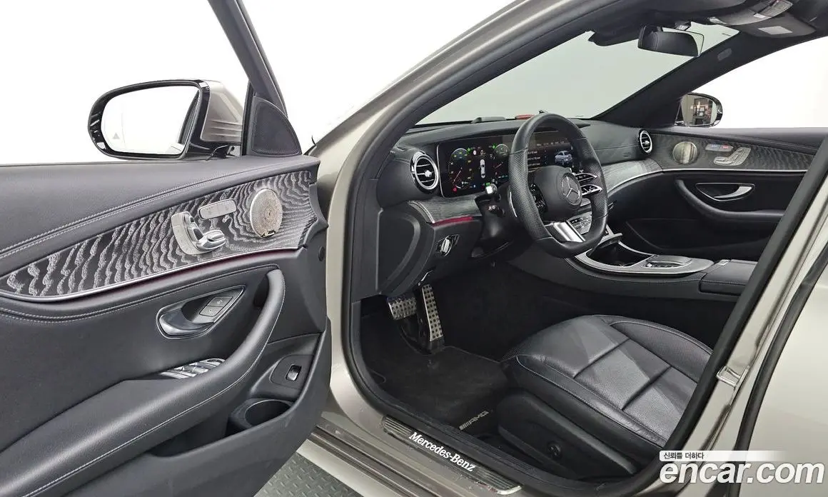 Mercedes-Benz E-Class 2022 2.0 автомат (гидро), фото 12 Mercedes-Benz E-Class 2022 2.0 автомат (гидро), фото 12