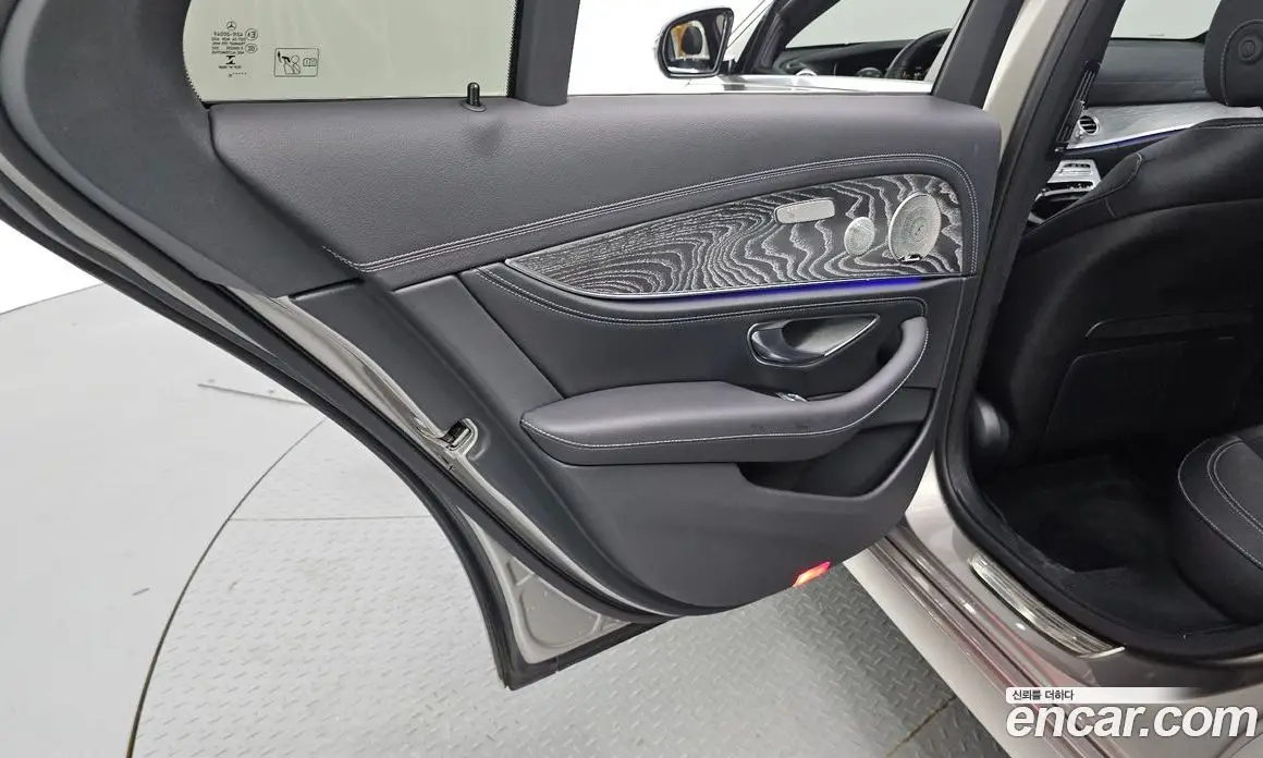 Mercedes-Benz E-Class 2022 2.0 автомат (гидро), фото 14 Mercedes-Benz E-Class 2022 2.0 автомат (гидро), фото 14
