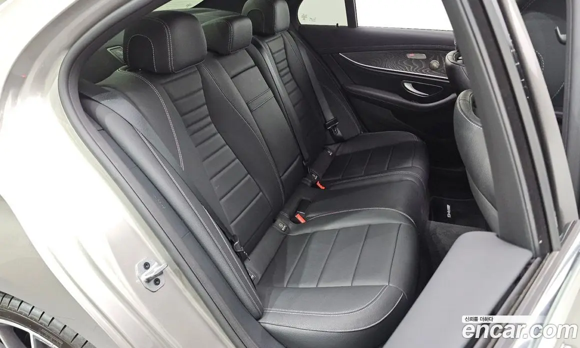 Mercedes-Benz E-Class 2022 2.0 автомат (гидро), фото 16 Mercedes-Benz E-Class 2022 2.0 автомат (гидро), фото 16