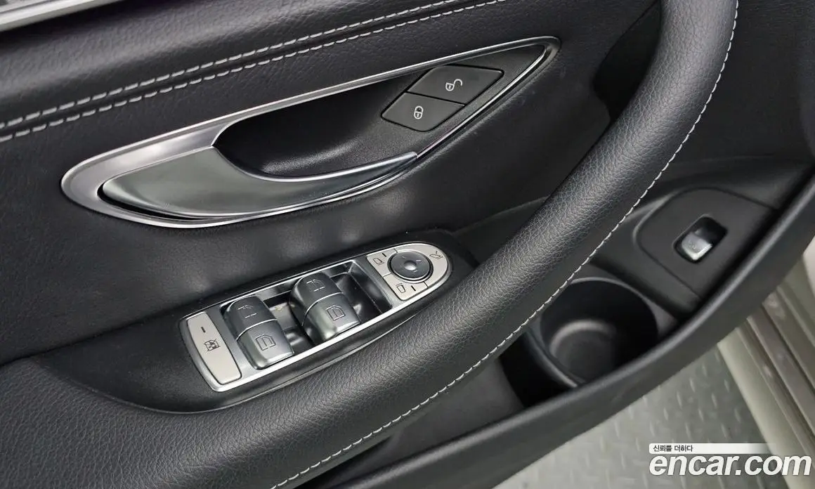 Mercedes-Benz E-Class 2022 2.0 автомат (гидро), фото 22 Mercedes-Benz E-Class 2022 2.0 автомат (гидро), фото 22