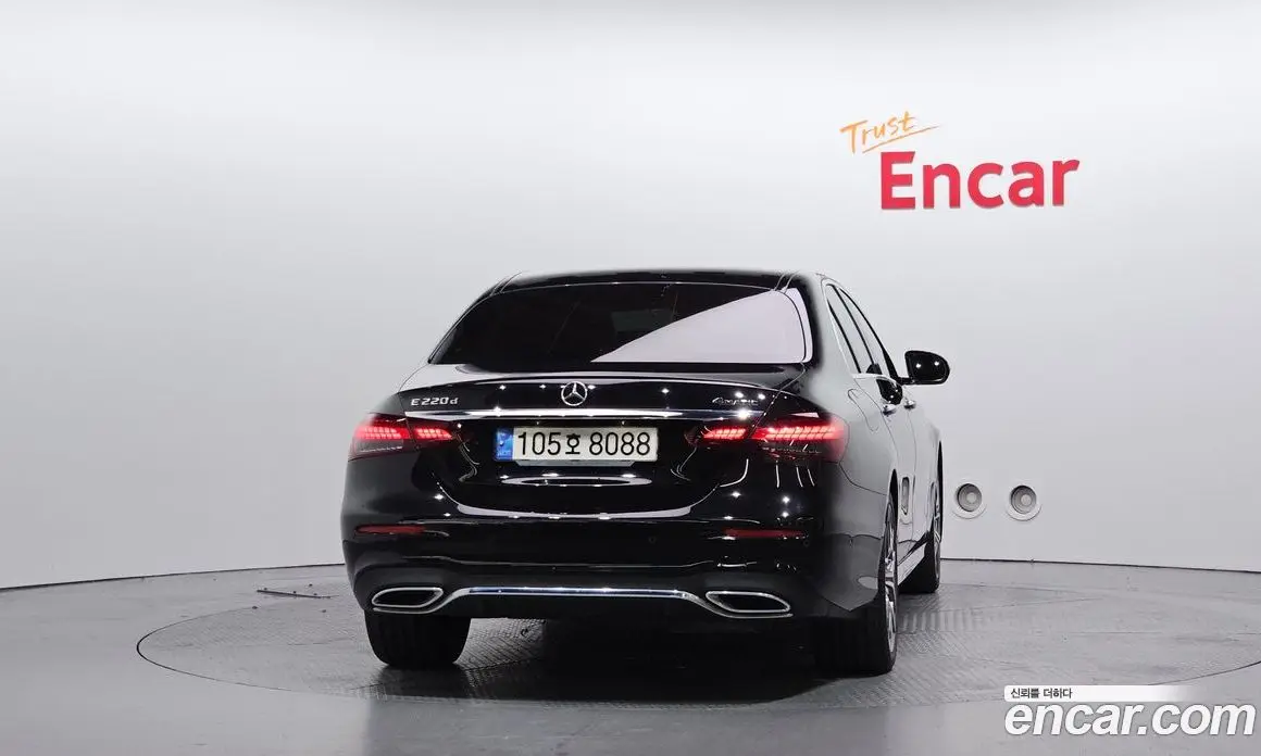 Mercedes-Benz E-Class 2022 2.0 автомат (гидро), фото 4 Mercedes-Benz E-Class 2022 2.0 автомат (гидро), фото 4