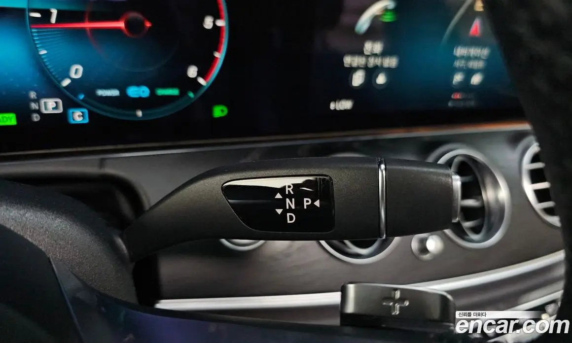 Mercedes-Benz E-Class 2022 2.0 автомат (гидро), фото 9 Mercedes-Benz E-Class 2022 2.0 автомат (гидро), фото 9
