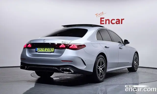 Mercedes-Benz E-Class 2025 2.0 автомат (гидро), миниатюра 2 Mercedes-Benz E-Class 2025 2.0 автомат (гидро), миниатюра 2