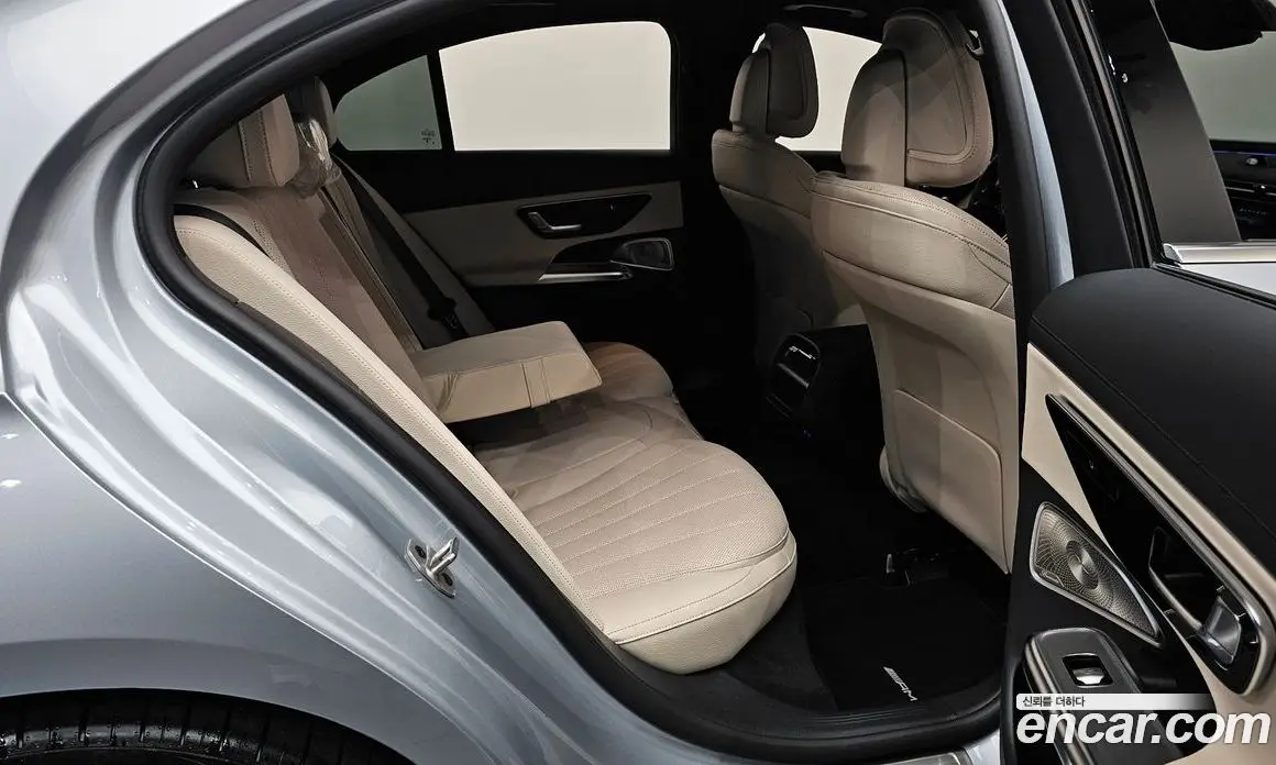 Mercedes-Benz E-Class 2025 2.0 автомат (гидро), фото 11 Mercedes-Benz E-Class 2025 2.0 автомат (гидро), фото 11