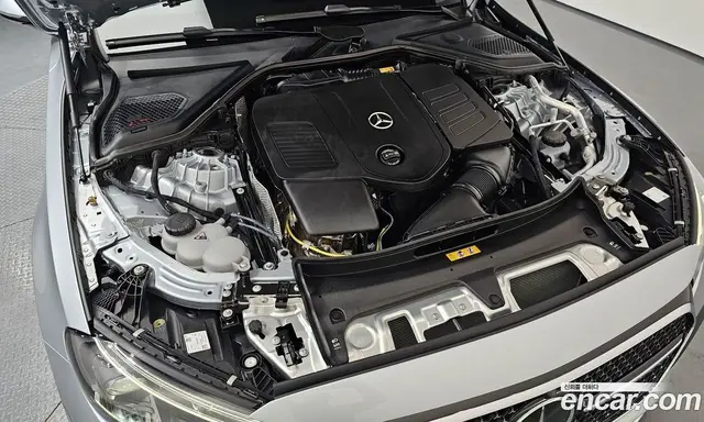 Mercedes-Benz E-Class 2025 2.0 автомат (гидро), миниатюра 6 Mercedes-Benz E-Class 2025 2.0 автомат (гидро), миниатюра 6
