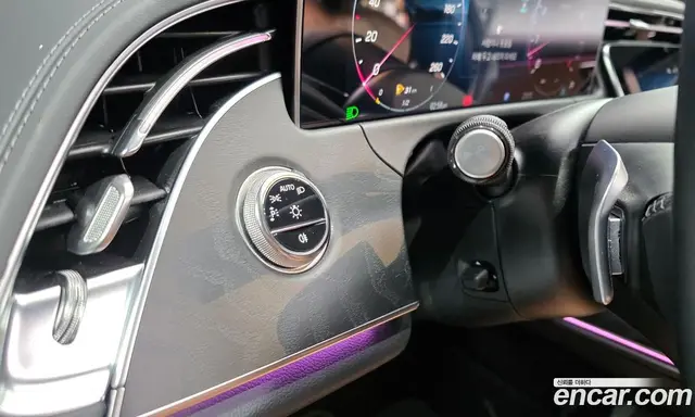 Mercedes-Benz E-Class 2025 2.0 автомат (гидро), миниатюра 12