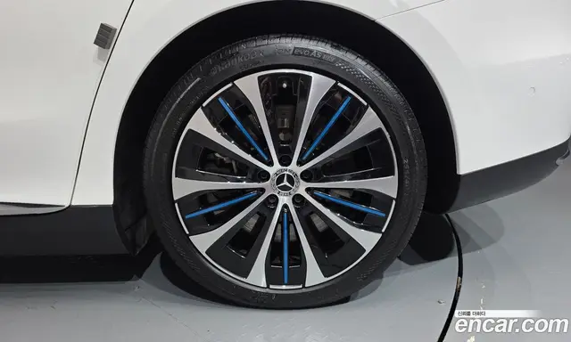 Mercedes-Benz EQE 2023 0.3 автомат (гидро), миниатюра 6 Mercedes-Benz EQE 2023 0.3 автомат (гидро), миниатюра 6