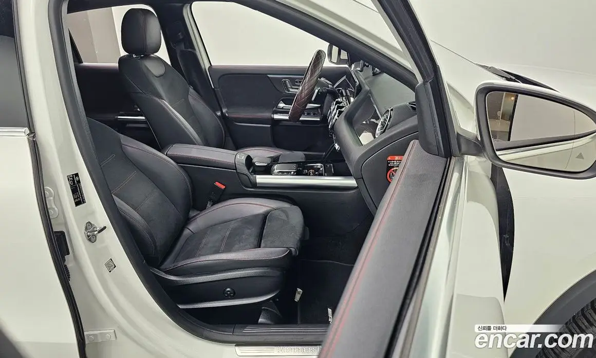 Mercedes-Benz GLA-Class 2022 2.0 автомат (гидро), фото 13