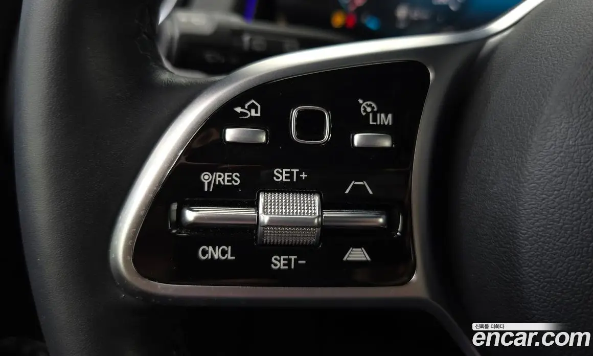 Mercedes-Benz GLB-Class 2021 2.0 автомат (гидро), фото 23