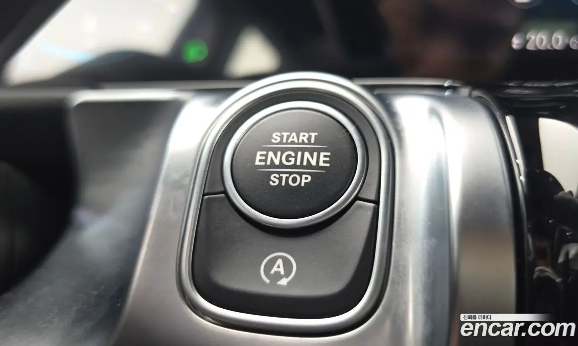 Mercedes-Benz GLB-Class 2021 2.0 автомат (гидро), фото 30