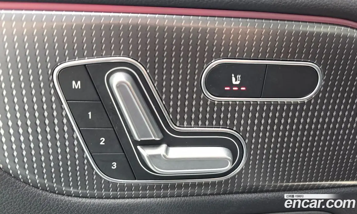 Mercedes-Benz GLB-Class 2021 2.0 автомат (гидро), фото 32