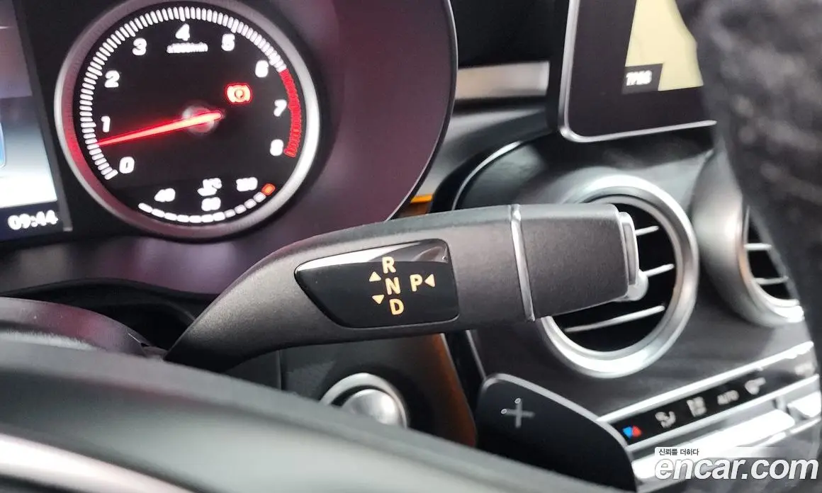 Mercedes-Benz GLC-Class 2019 2.0 автомат (гидро), фото 9 Mercedes-Benz GLC-Class 2019 2.0 автомат (гидро), фото 9