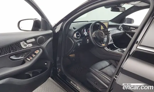 Mercedes-Benz GLC-Class 2019 2.0 автомат (гидро), миниатюра 10 Mercedes-Benz GLC-Class 2019 2.0 автомат (гидро), миниатюра 10