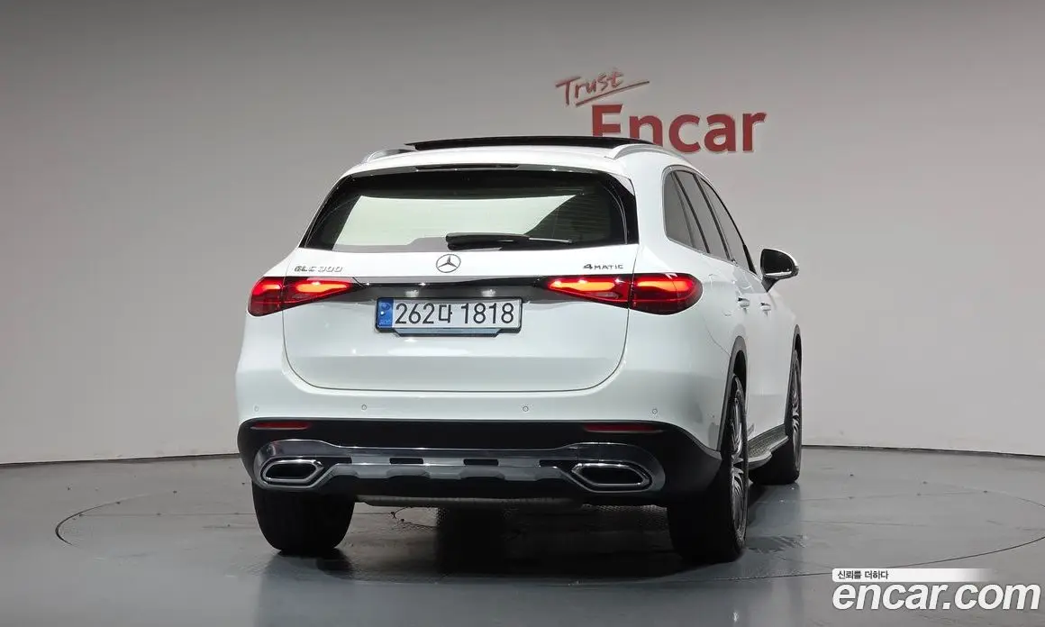 Mercedes-Benz GLC-Class 2025 2.0 автомат (гидро), фото 4 Mercedes-Benz GLC-Class 2025 2.0 автомат (гидро), фото 4