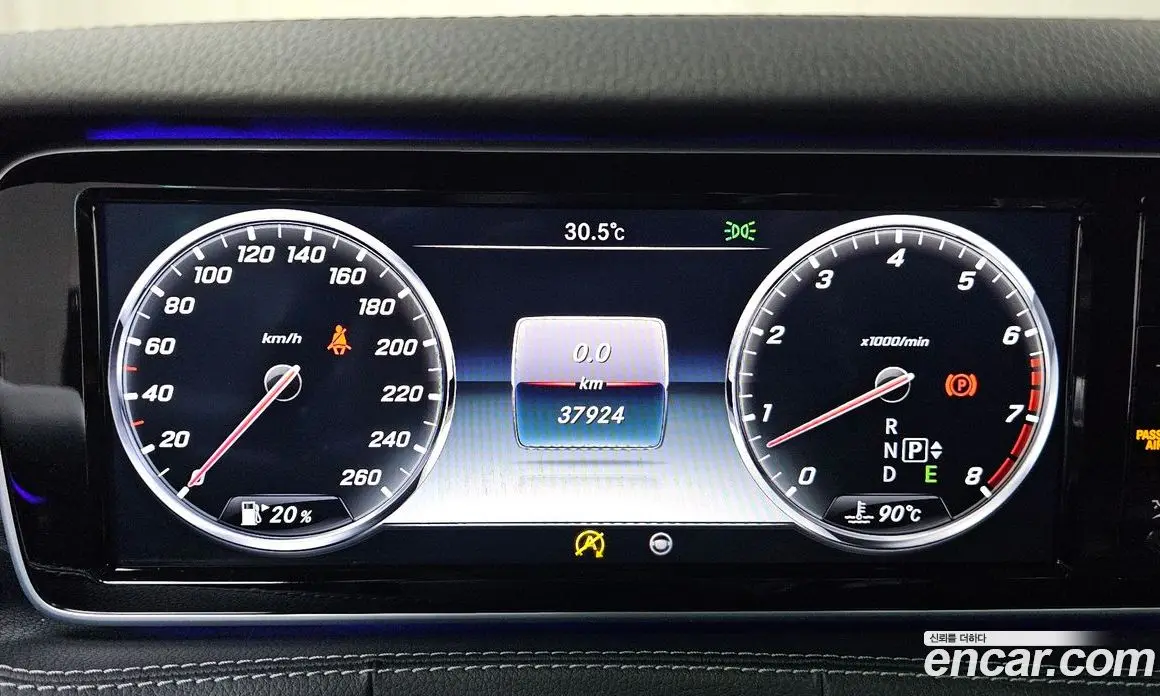 Mercedes-Benz S-Class 2017 3.0 автомат (гидро), фото 8 Mercedes-Benz S-Class 2017 3.0 автомат (гидро), фото 8