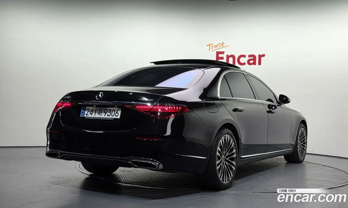Mercedes-Benz S-Class 2021 4.0 автомат (гидро), фото 2 Mercedes-Benz S-Class 2021 4.0 автомат (гидро), фото 2