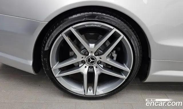 Mercedes-Benz SL-Class 2009 5.5 автомат (гидро), миниатюра 5