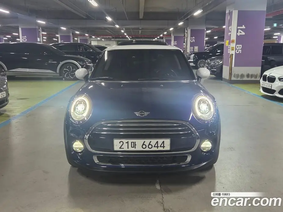 Mini Cooper 2017 1.5 автомат (гидро), фото 1 Mini Cooper 2017 1.5 автомат (гидро), фото 1