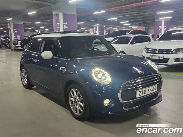 Mini Cooper 2017 1.5 автомат (гидро), миниатюра 2 Mini Cooper 2017 1.5 автомат (гидро), миниатюра 2