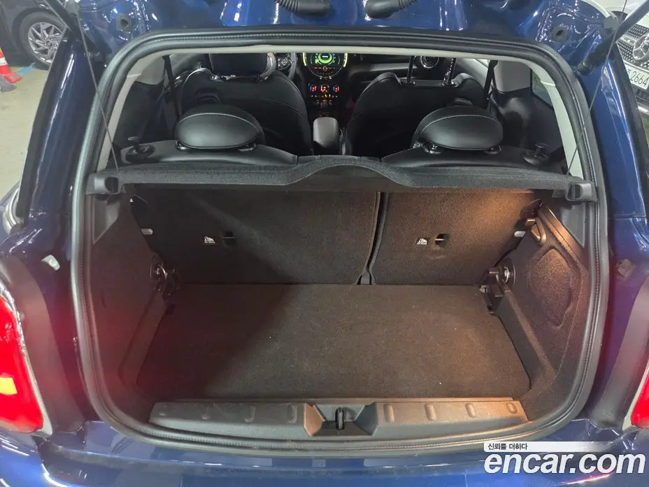 Mini Cooper 2017 1.5 автомат (гидро), фото 20 Mini Cooper 2017 1.5 автомат (гидро), фото 20