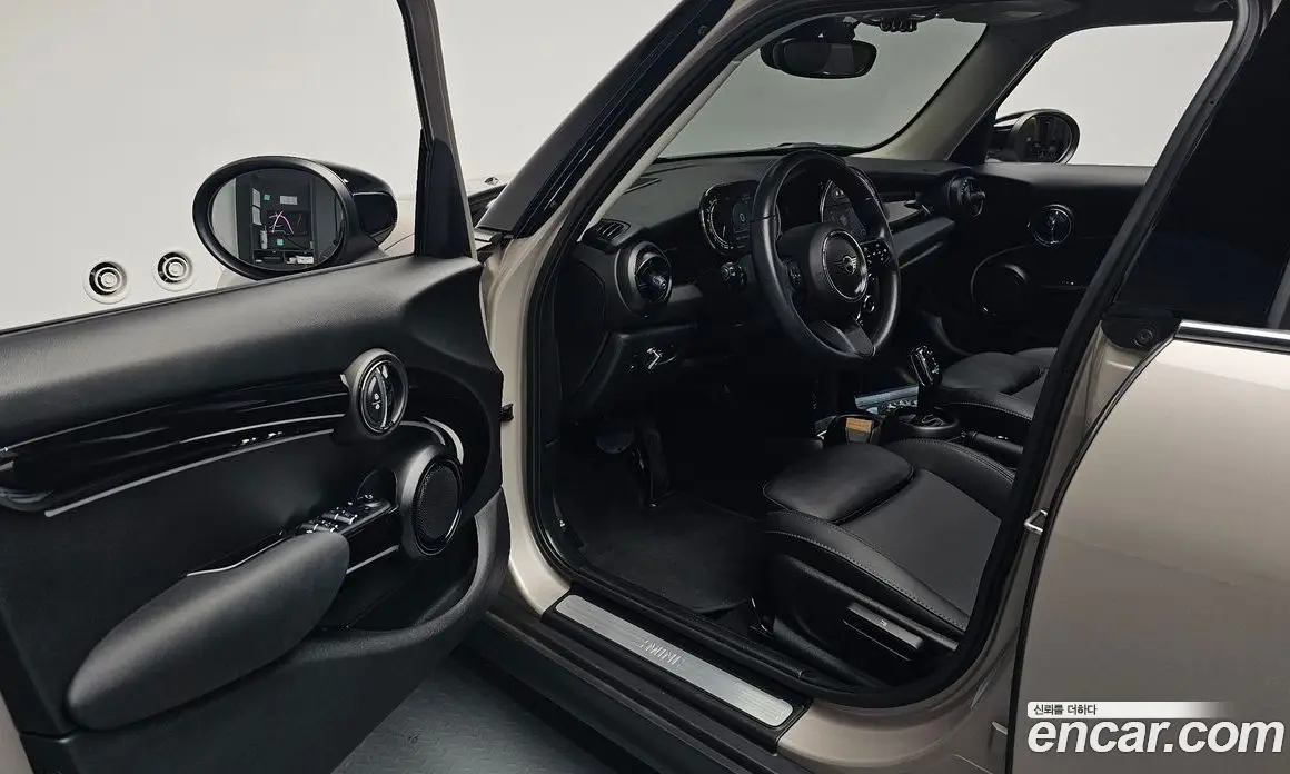 Mini Cooper 2021 1.5 автомат (гидро), фото 12