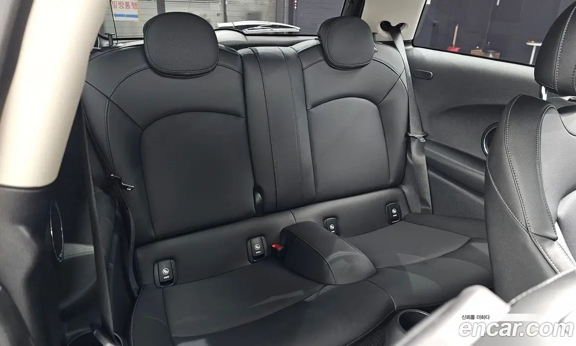 Mini Cooper 2021 1.5 автомат (гидро), фото 16