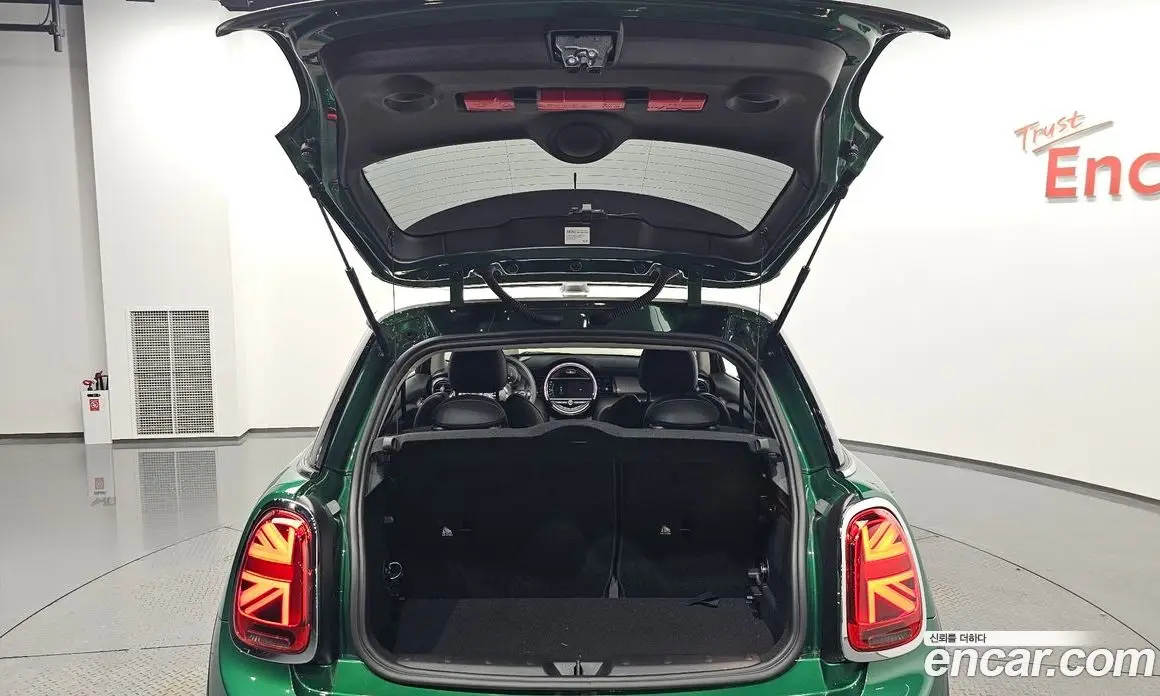Mini Cooper 2021 1.5 автомат (гидро), фото 30