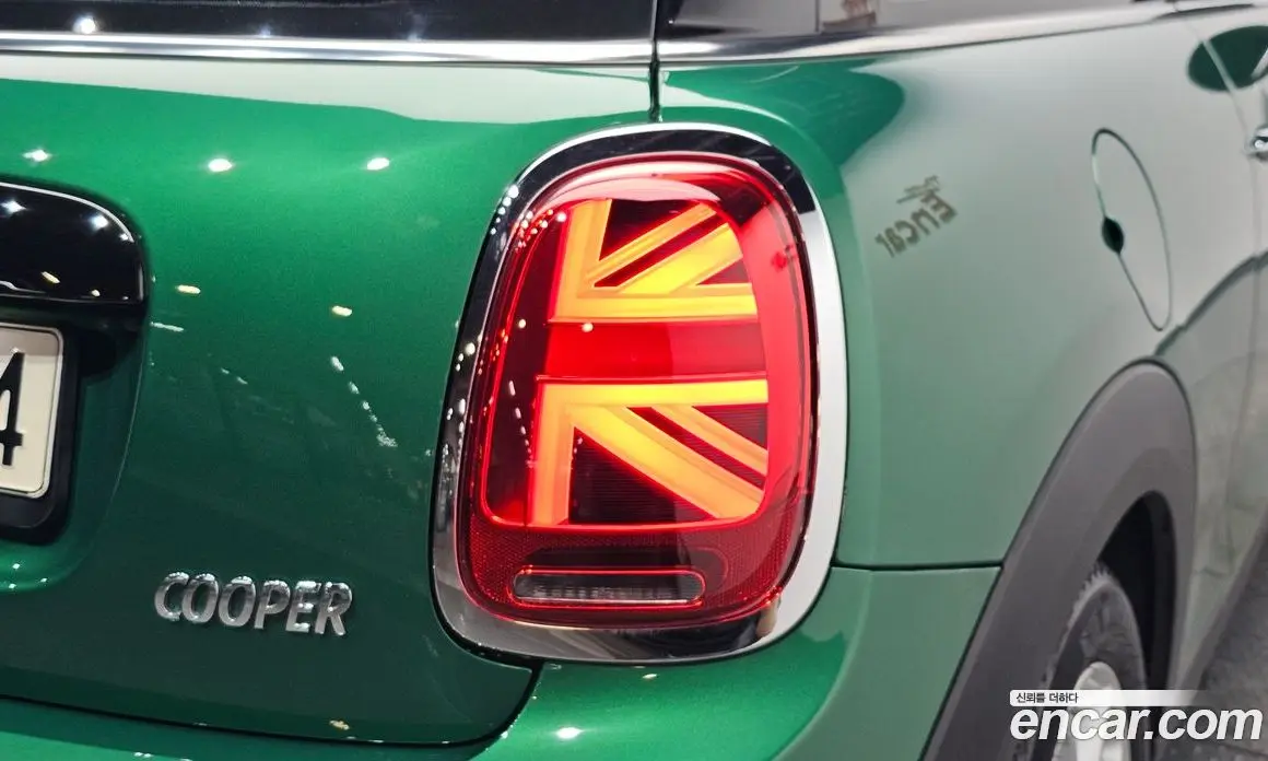 Mini Cooper 2021 1.5 автомат (гидро), фото 8