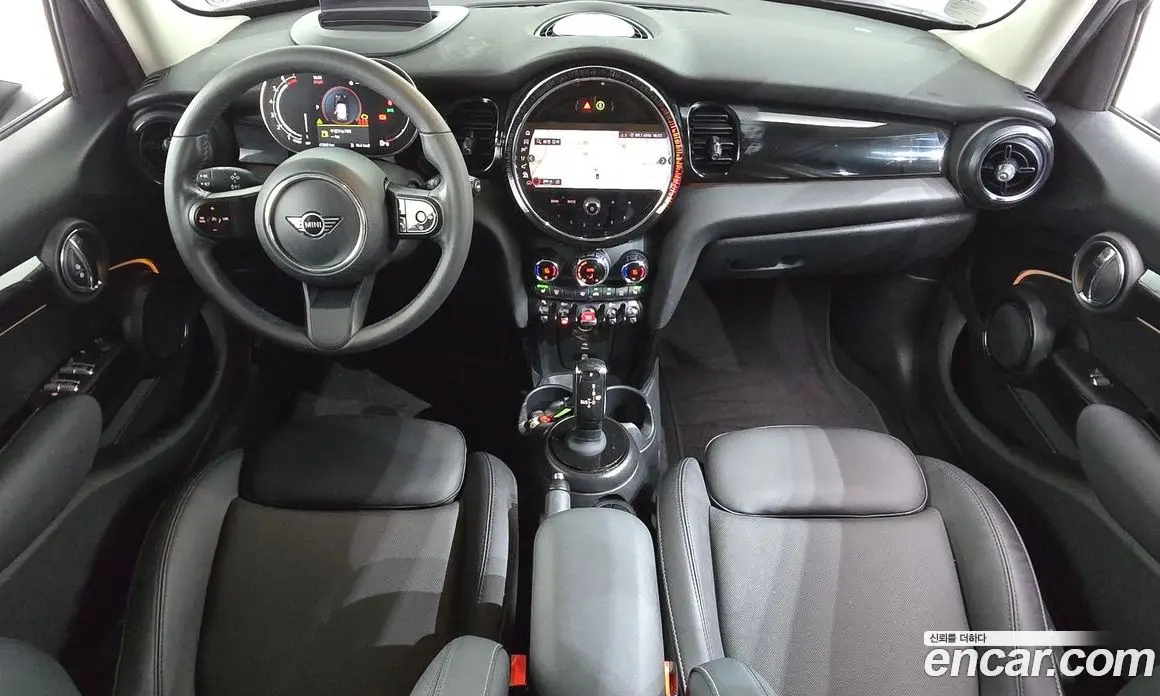Mini Cooper 2024 1.5 автомат (гидро), фото 10 Mini Cooper 2024 1.5 автомат (гидро), фото 10