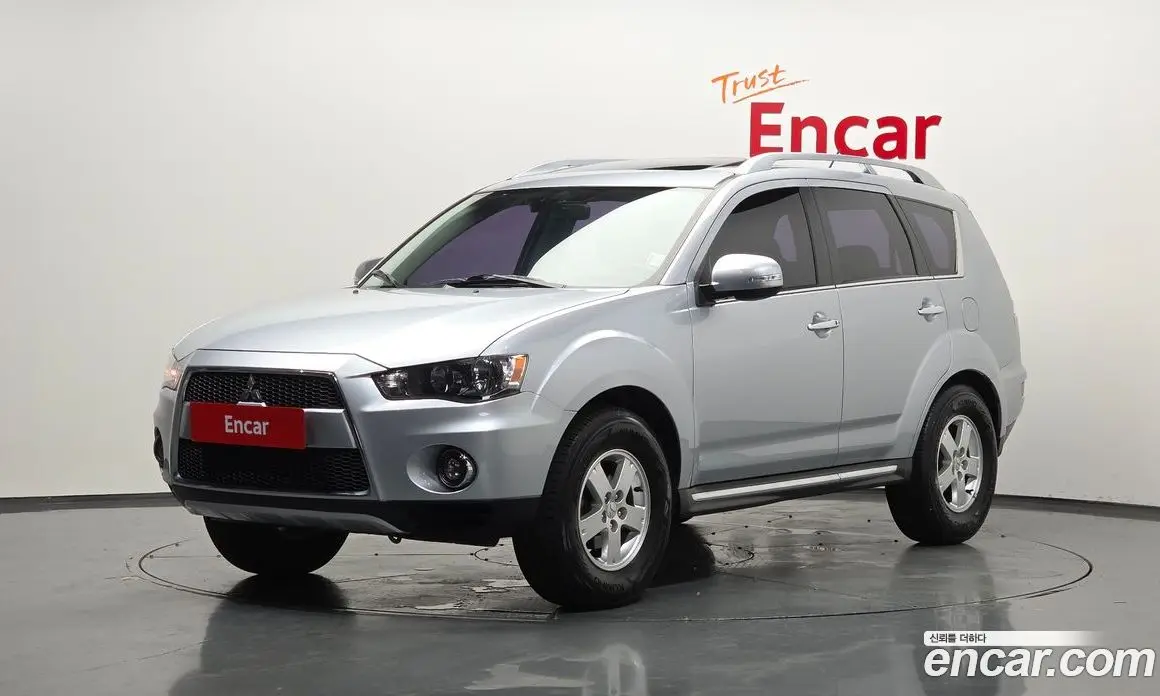 Mitsubishi Outlander 2010 2.4 автомат (гидро), фото 1 Mitsubishi Outlander 2010 2.4 автомат (гидро), фото 1