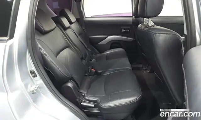 Mitsubishi Outlander 2010 2.4 автомат (гидро), миниатюра 12