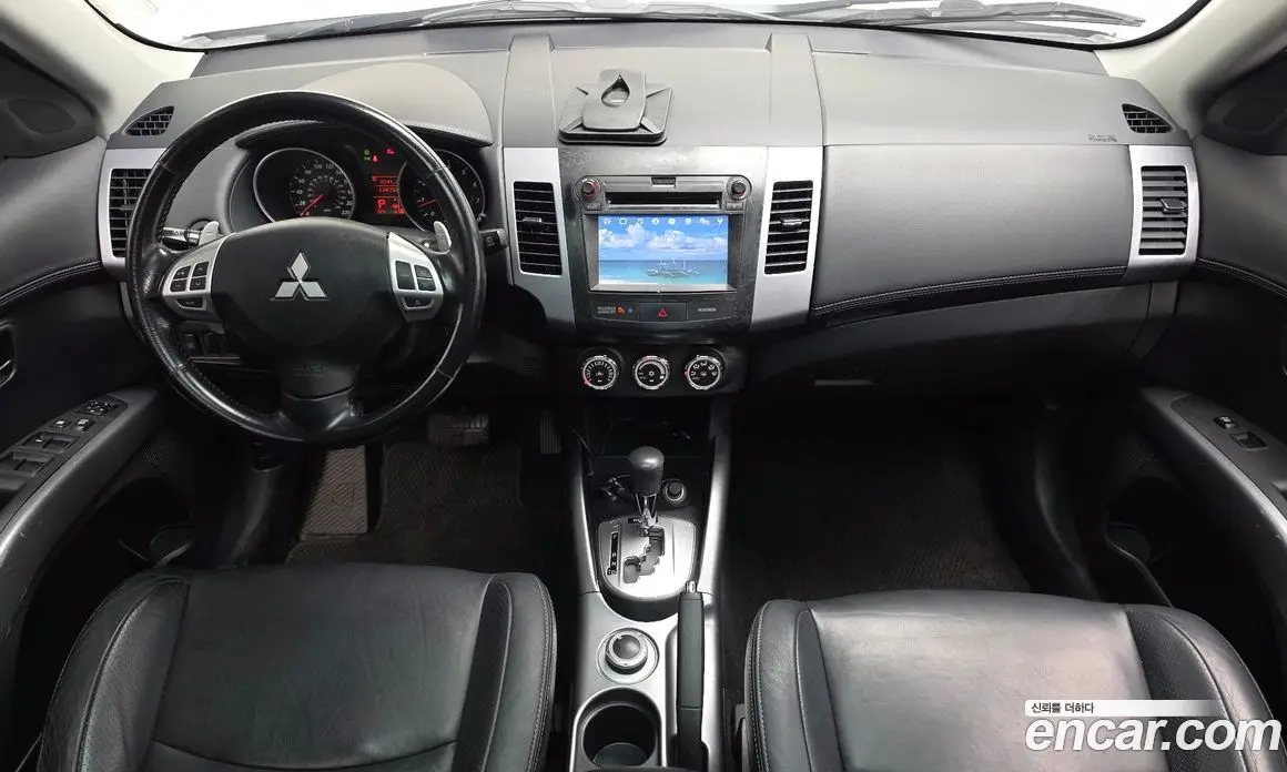 Mitsubishi Outlander 2010 2.4 автомат (гидро), фото 7 Mitsubishi Outlander 2010 2.4 автомат (гидро), фото 7